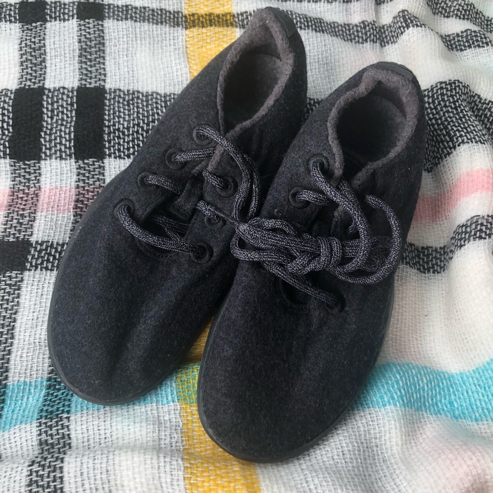 New Allbirds Black Wool Runners Sneakers - Picture 2 of 5